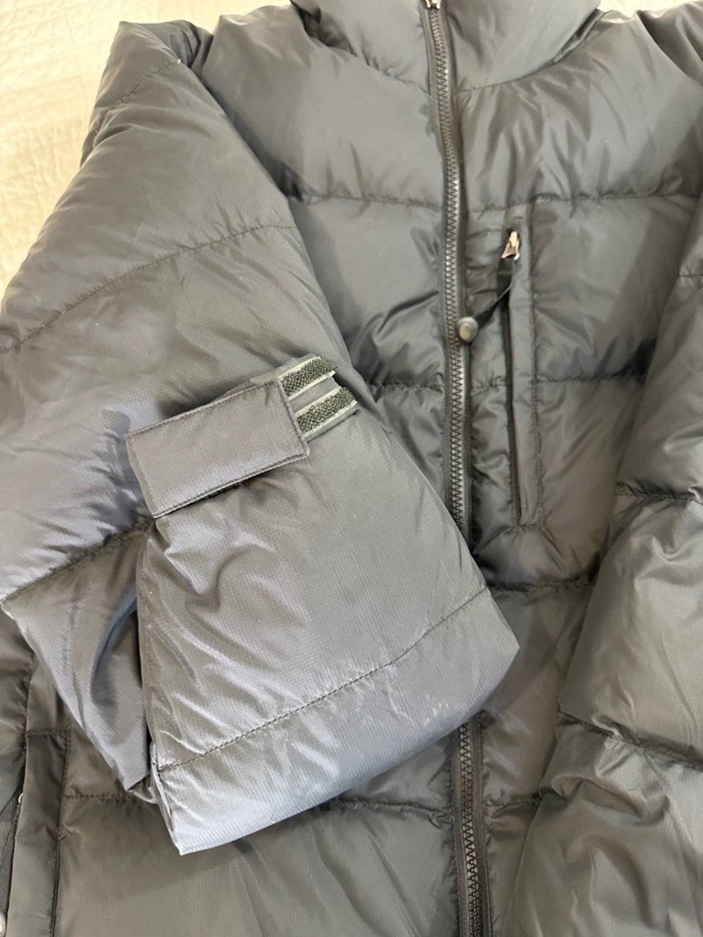 LL Bean Goose Down Puffer Jacket Mens  Winter Hiking Coat Black Small Like New - Picture 7 of 7